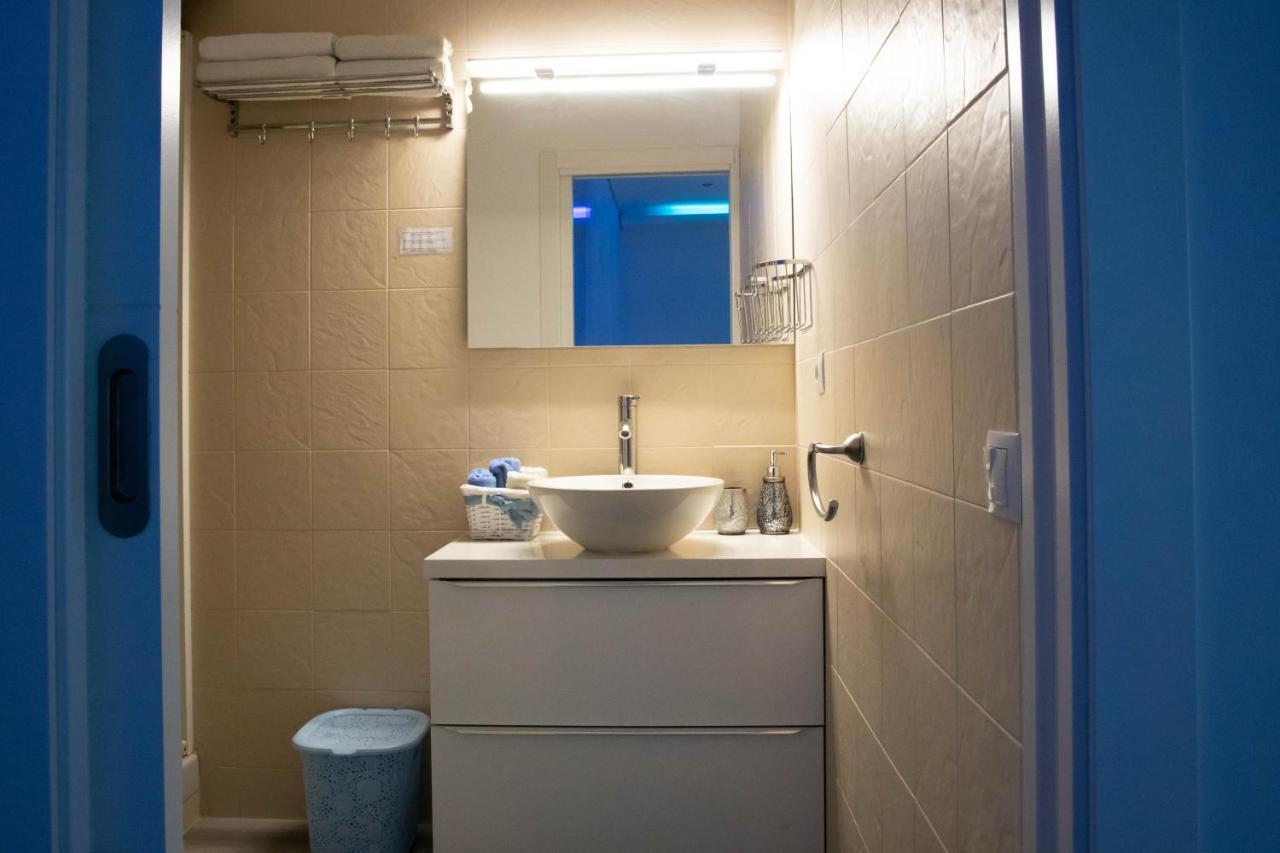 Apartamento Septimo Cielo Primera Linea De Mar Бланес Екстериор снимка